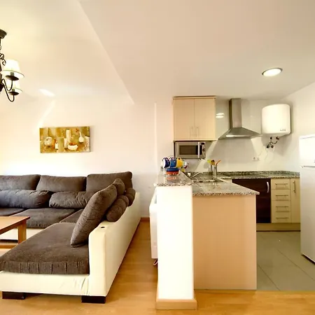 With One Bedroom In With Wifi Apartment *