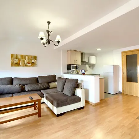 With One Bedroom In With Wifi Apartment Gudar
